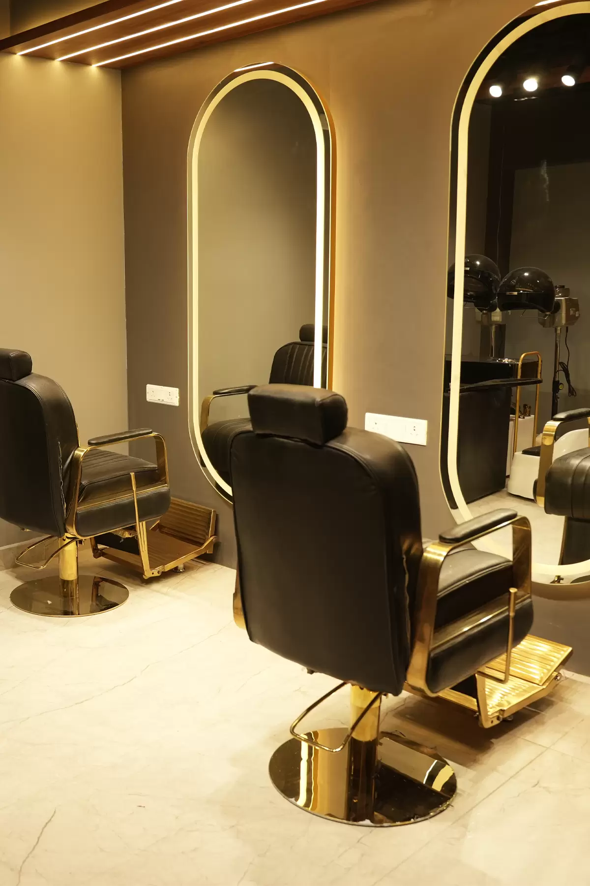 Welcome to Glam Trends - Best Unisex Salon & Spa Franchise